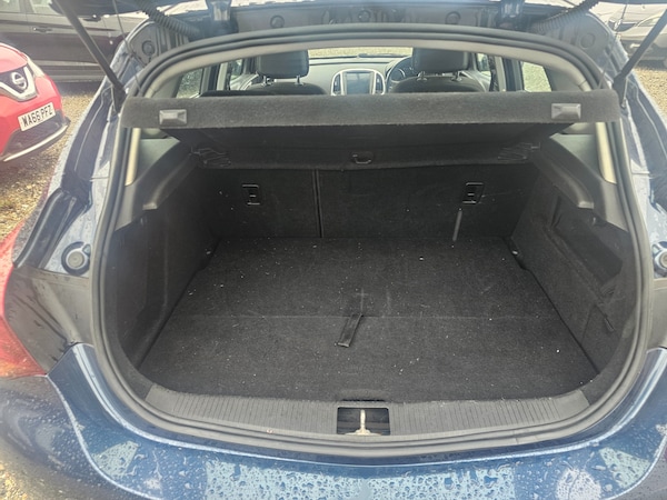 Used Vauxhall Astra 2011 for sale - 76163771: Photo 10