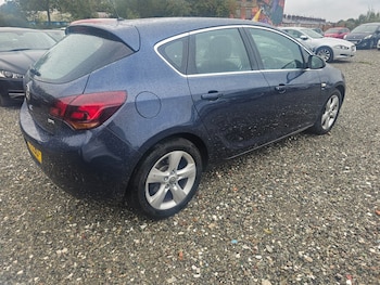 Used Vauxhall Astra 2011 for sale - 76163771: Photo 3