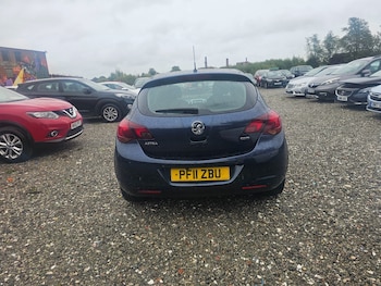 Used Vauxhall Astra 2011 for sale - 76163771: Photo 4