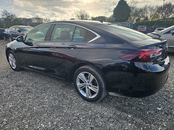 Used Vauxhall Insignia 2018 for sale - 79451670: Photo