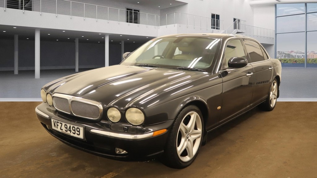 Used Jaguar XJ 2007 for sale - 77851038: Photo 2