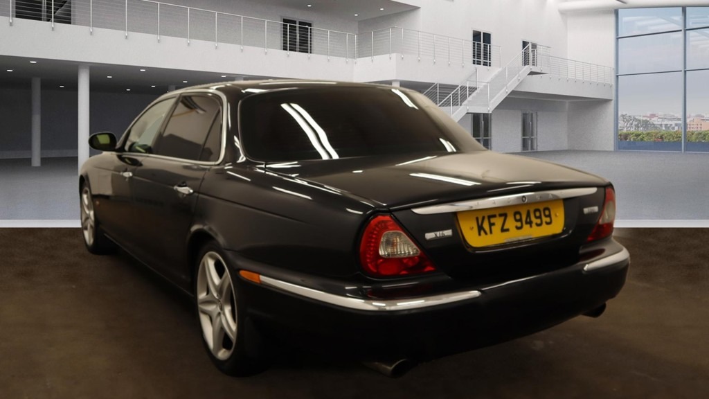 Used Jaguar XJ 2007 for sale - 77851038: Photo 3