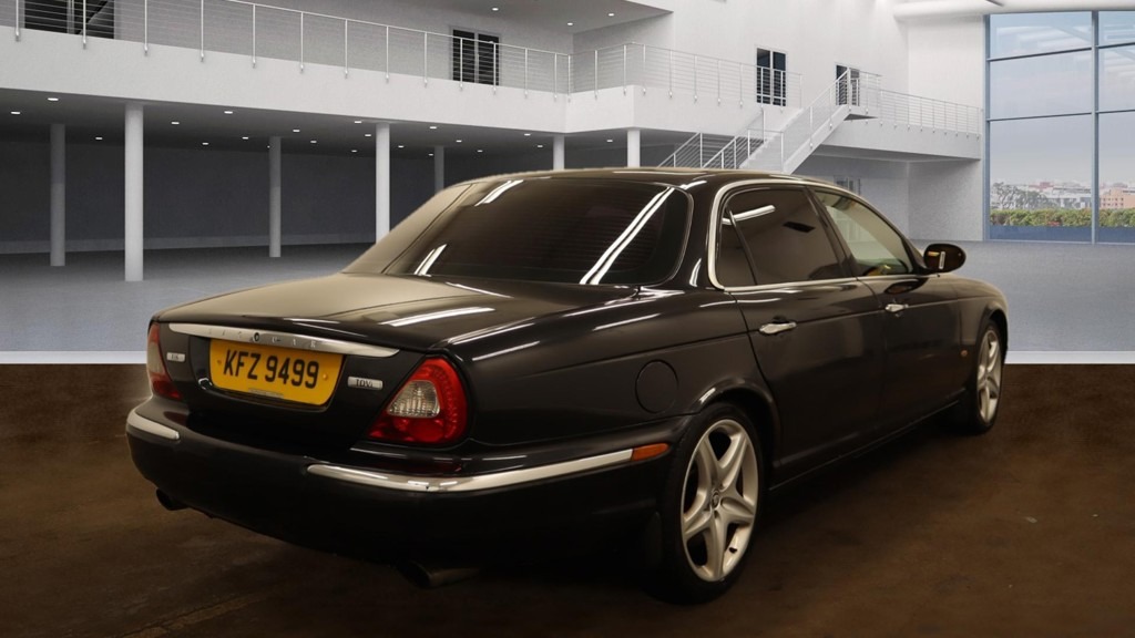 Used Jaguar XJ 2007 for sale - 77851038: Photo 4