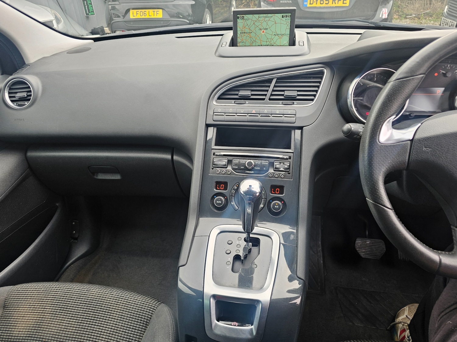 Used Peugeot 5008 2014 for sale - 74440181: Photo 10