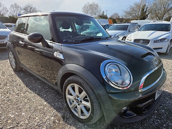 MINI Cooper feature image