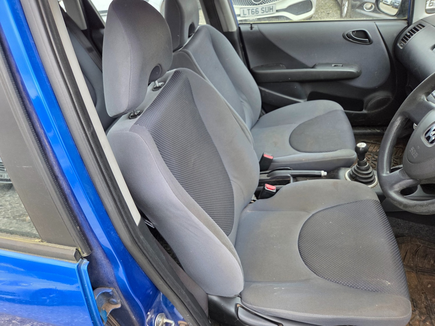 Used Honda Jazz 2007 for sale - 77822535: Photo 10