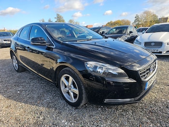 Used Volvo V40 2016 for sale - 78646017: Photo