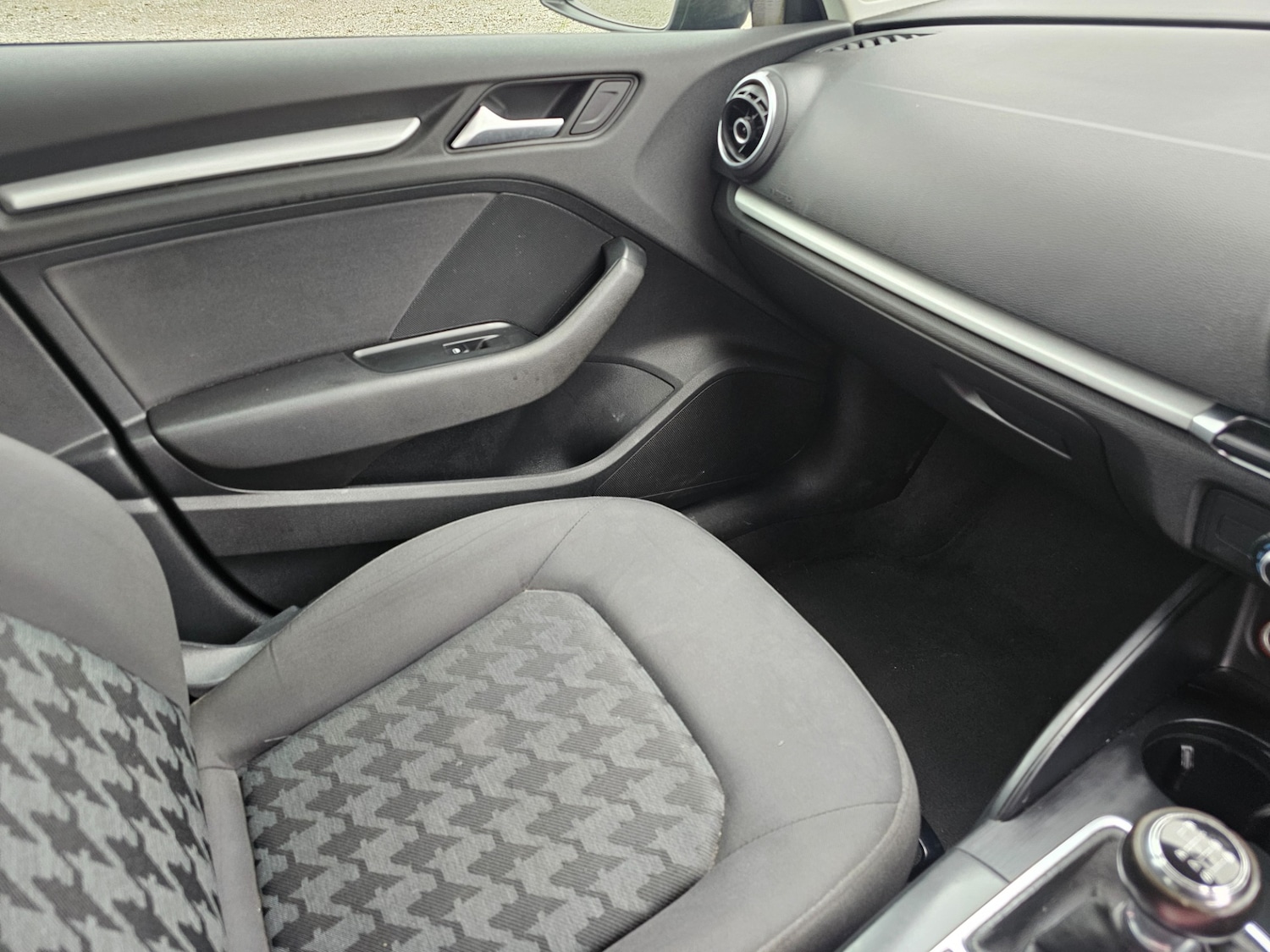 Used Audi A3 2015 for sale - 76010537: Photo 17