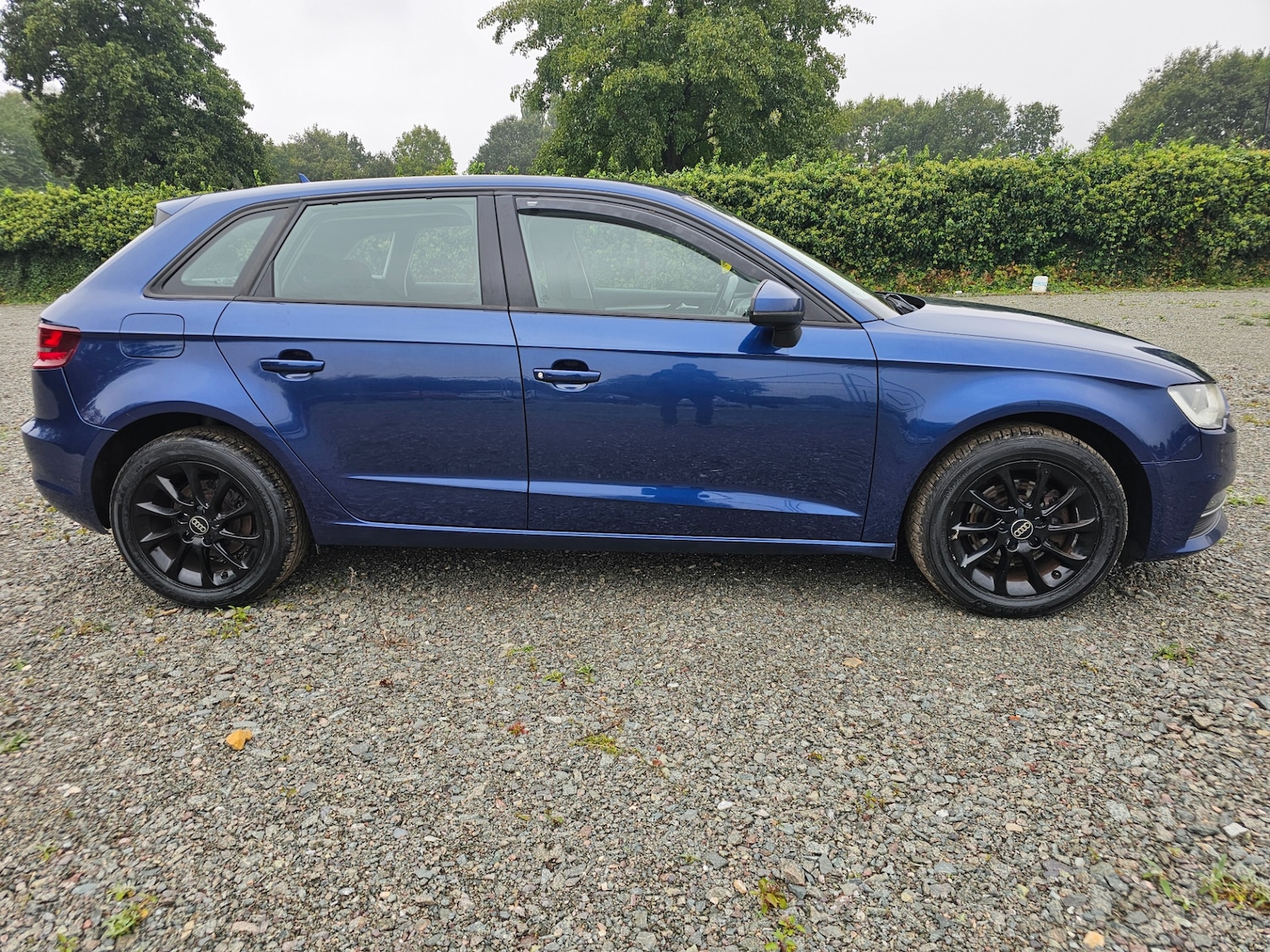 Used Audi A3 2015 for sale - 76010537: Photo 2