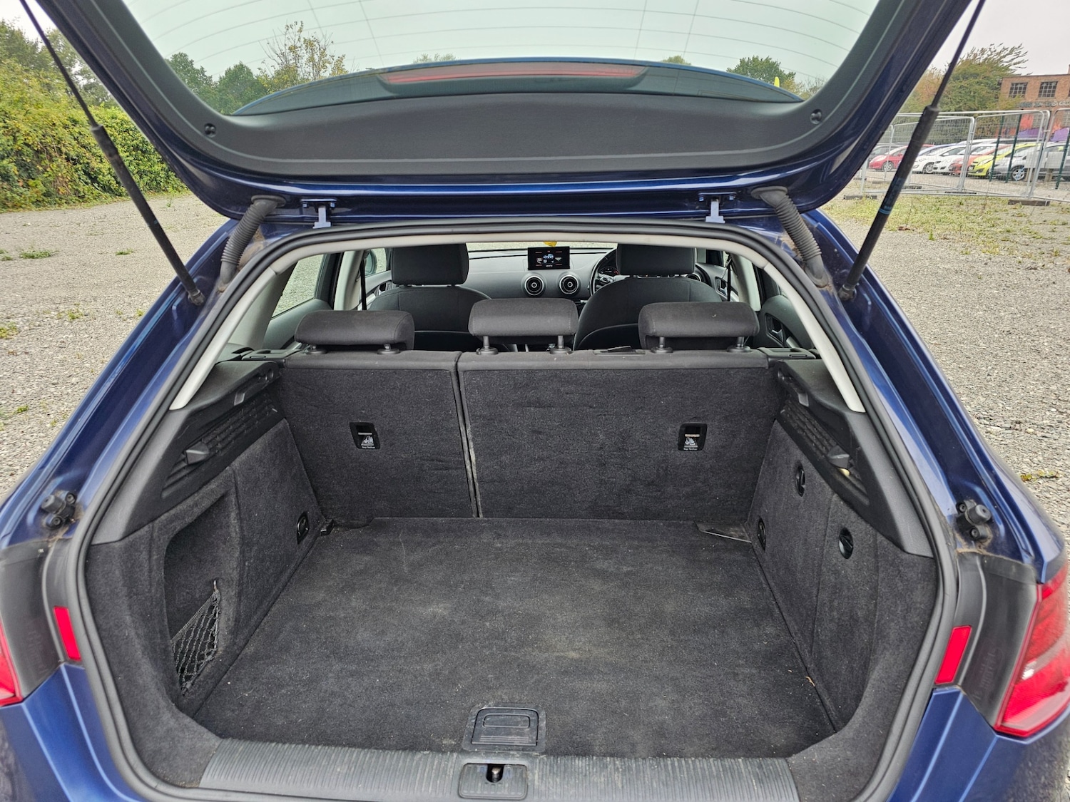 Used Audi A3 2015 for sale - 76010537: Photo 9