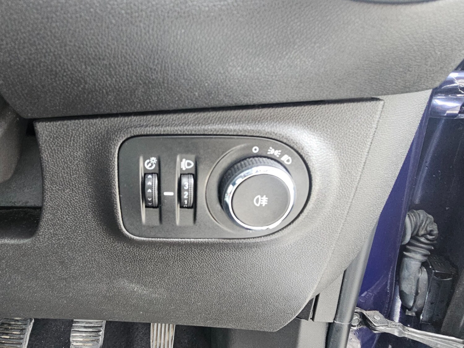 Used Vauxhall ADAM 2017 for sale - 75079388: Photo 17