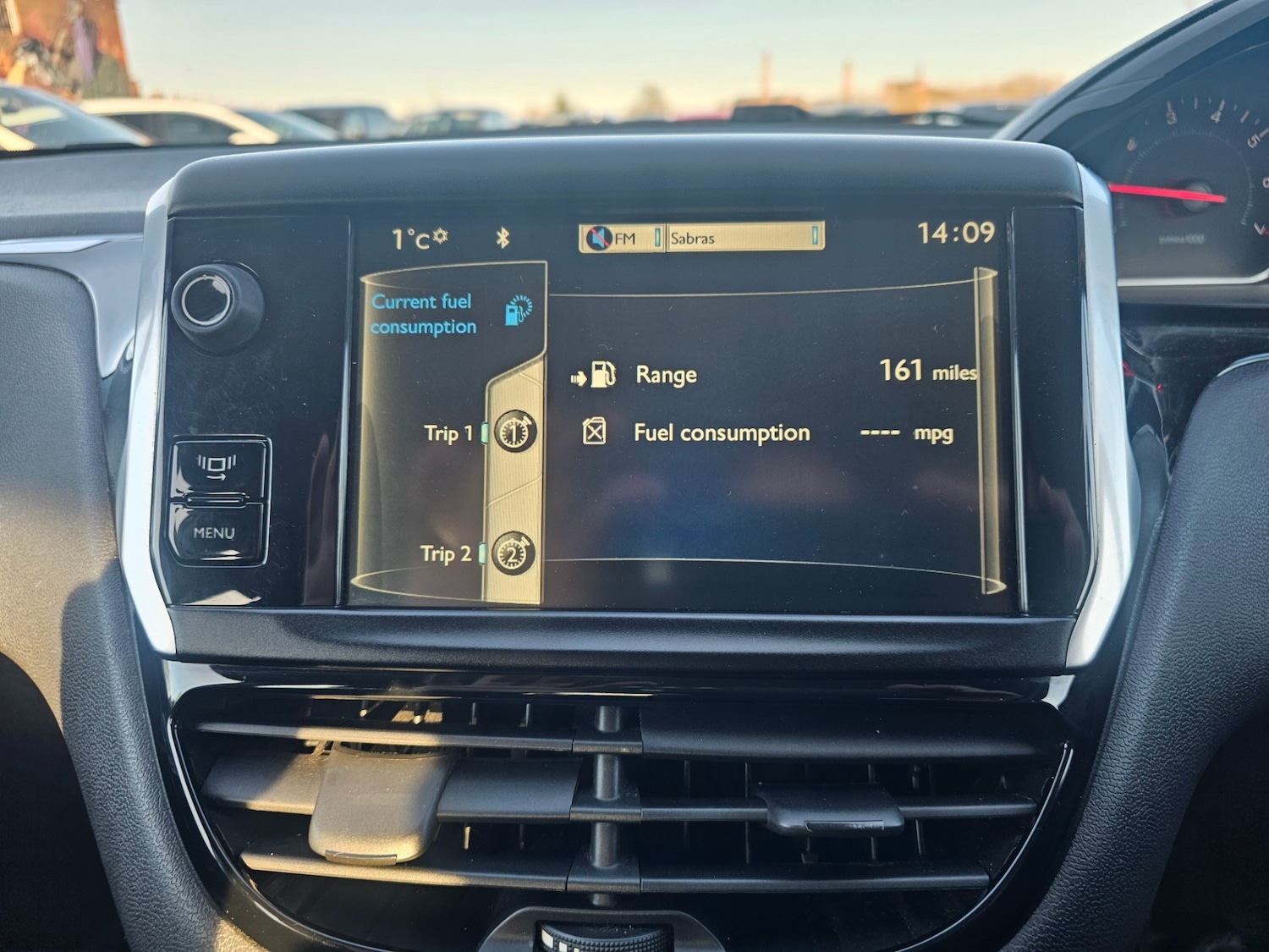 Used Peugeot 208 2014 for sale - 77162119: Photo 16