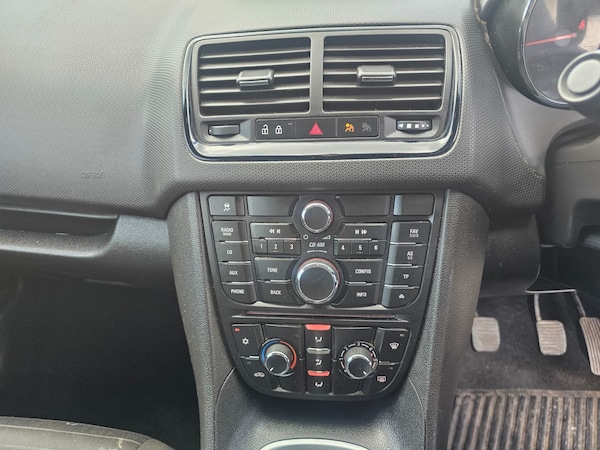 Used Vauxhall Meriva 2015 for sale - 72806434: Photo 19