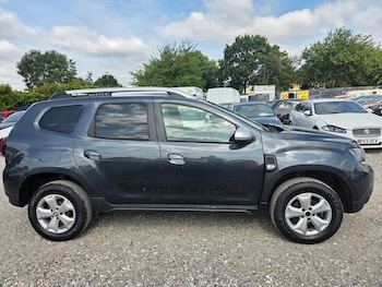 Used Dacia Duster 2019 for sale - 79098324: Photo