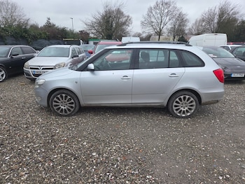 Used Skoda Fabia 2013 for sale - 77315509: Photo