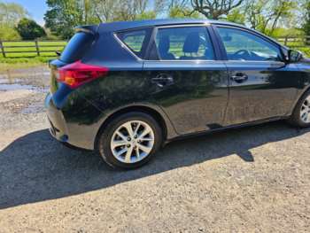 Used Toyota Auris 2015 for sale - 70744105: Photo