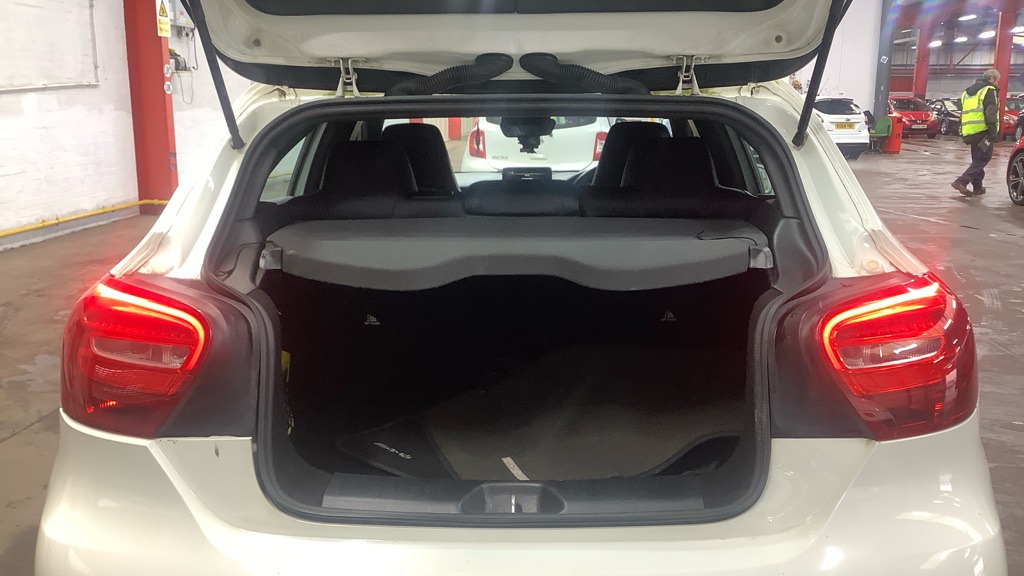 Used Mercedes-Benz A-Class 2016 for sale - 77766304: Photo 5