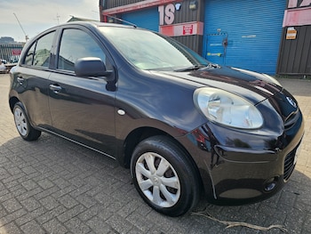 2012 (12) - 1.2 Visia 5dr