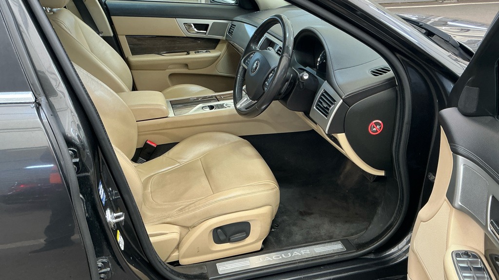 Used Jaguar XF 2015 for sale - 78071048: Photo 10