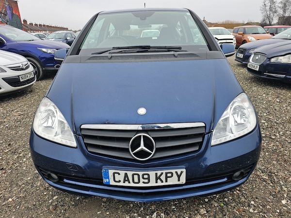 Used Mercedes-Benz A-Class 2009 for sale - 73438109: Photo 2