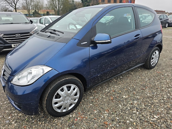 Used Mercedes-Benz A-Class 2009 for sale - 73438109: Photo 3