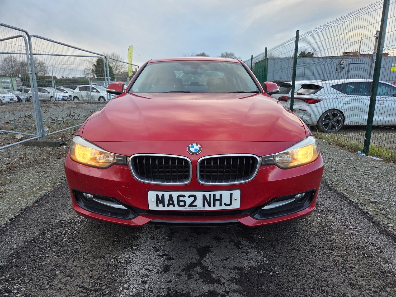 Used BMW 3 Series 2012 for sale - 77318268: Photo 2