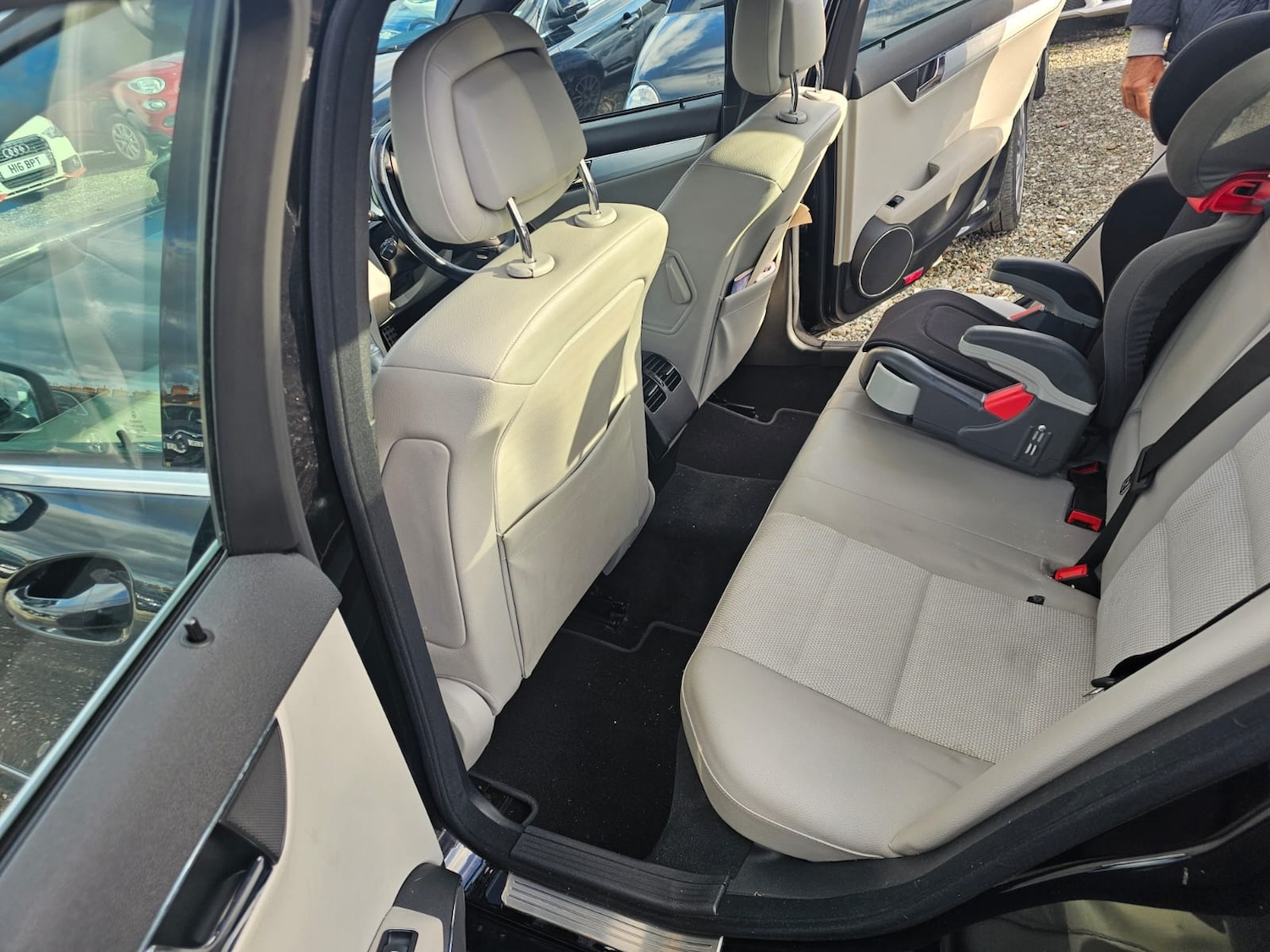 Used Mercedes-Benz C Class 2008 for sale - 77668089: Photo 6