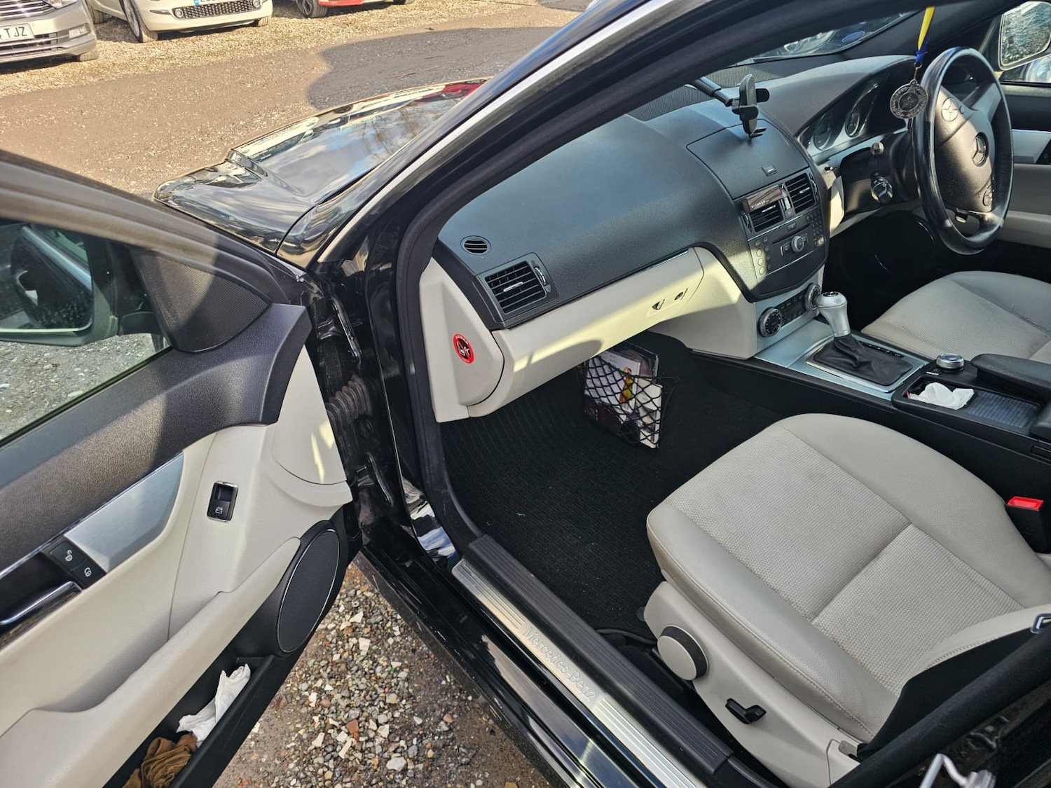 Used Mercedes-Benz C Class 2008 for sale - 77668089: Photo 8