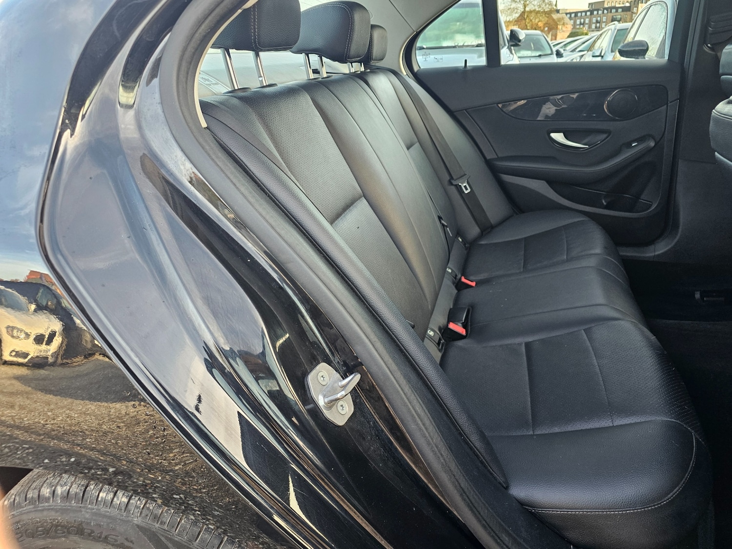 Used Mercedes-Benz C Class 2018 for sale - 76627299: Photo 10