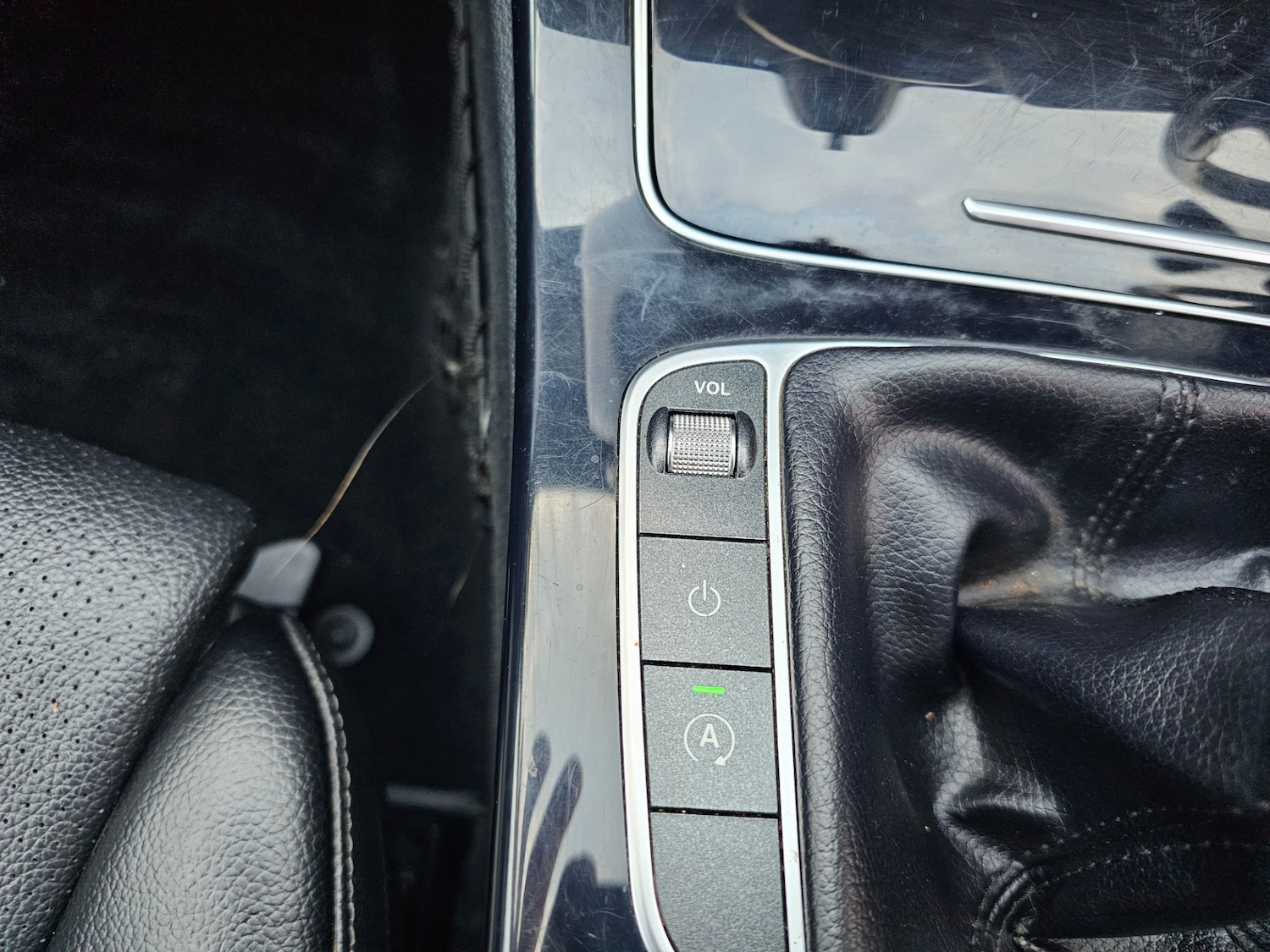 Used Mercedes-Benz C Class 2018 for sale - 76627299: Photo 17