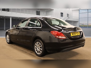 Used Mercedes-Benz C Class 2018 for sale - 76627299: Photo