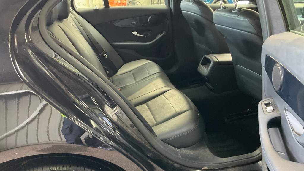 Used Mercedes-Benz C Class 2018 for sale - 76627299: Photo 5