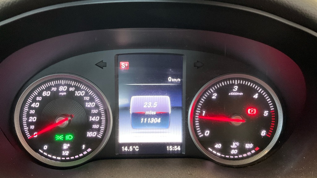 Used Mercedes-Benz C Class 2018 for sale - 76627299: Photo 7