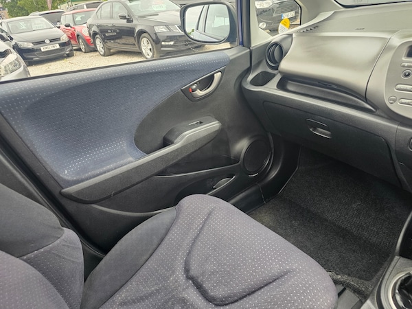 Used Honda Jazz 2009 for sale - 74665030: Photo 17