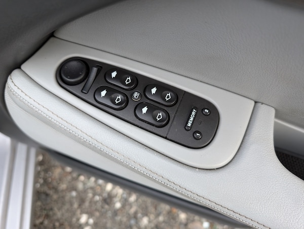 Used Jaguar S-Type 2004 for sale - 73101186: Photo 18