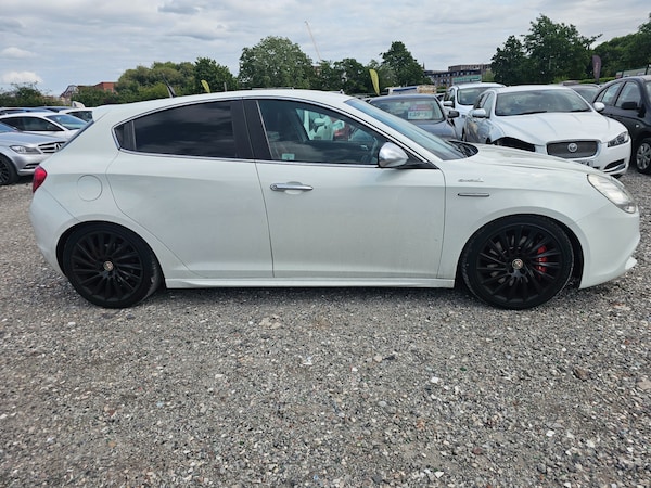 Used Alfa Romeo Giulietta 2013 for sale - 74872607: Photo 8