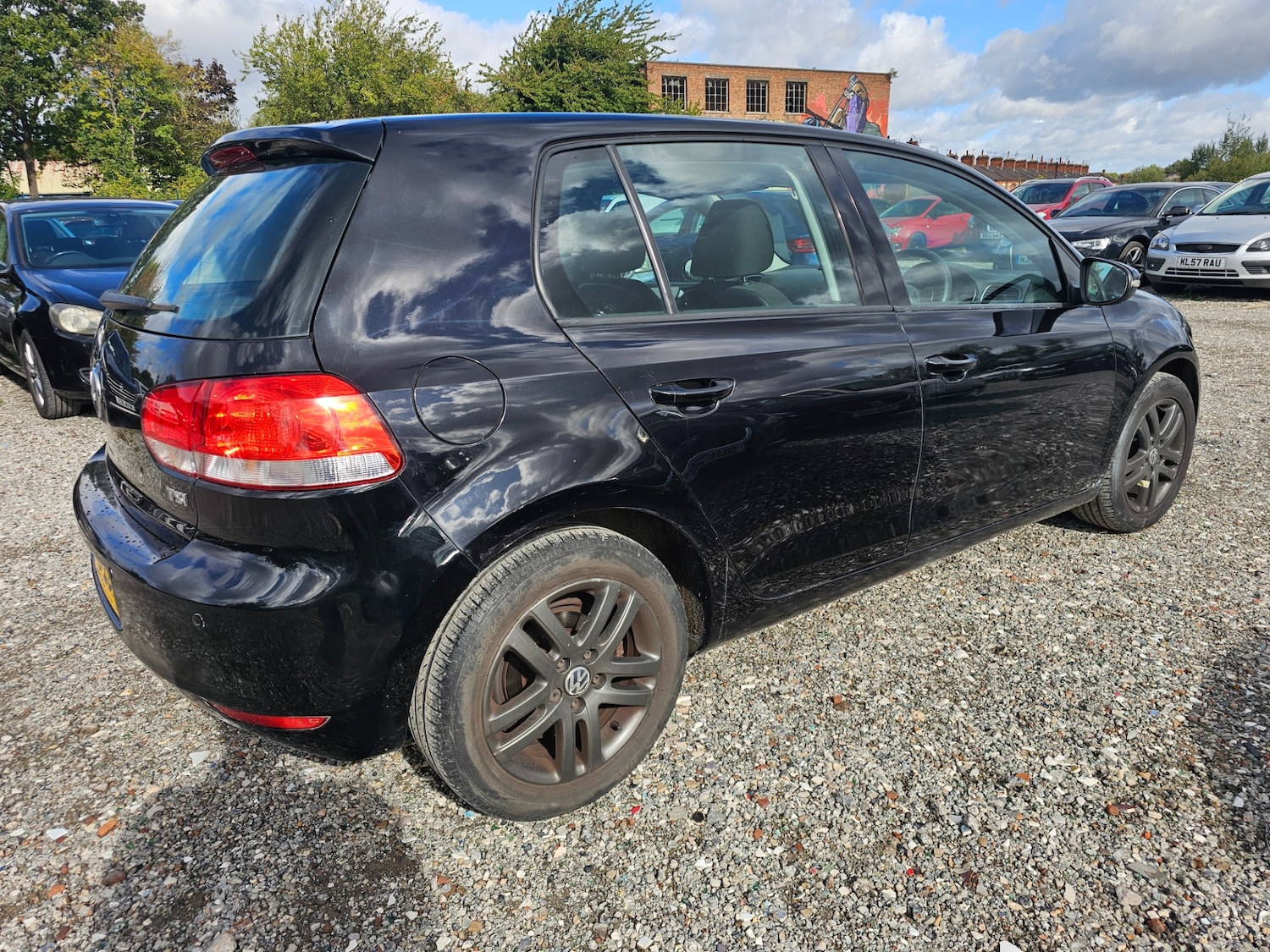 Used Volkswagen Golf 2010 for sale - 75096647: Photo 12