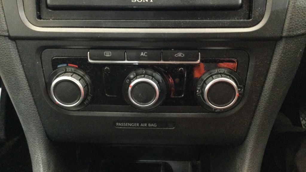 Used Volkswagen Golf 2010 for sale - 75096647: Photo 18