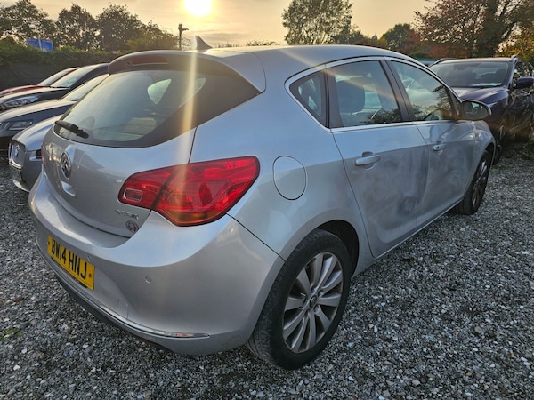 Used Vauxhall Astra 2014 for sale - 76257999: Photo 6