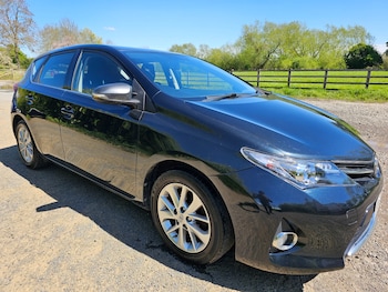 Used Toyota Auris 2015 for sale - 75931734: Photo