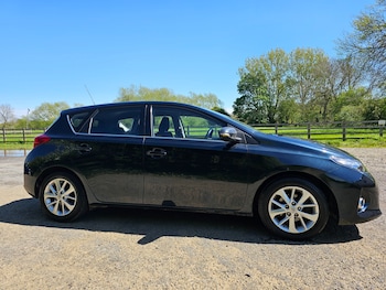 Used Toyota Auris 2015 for sale - 75931734: Photo