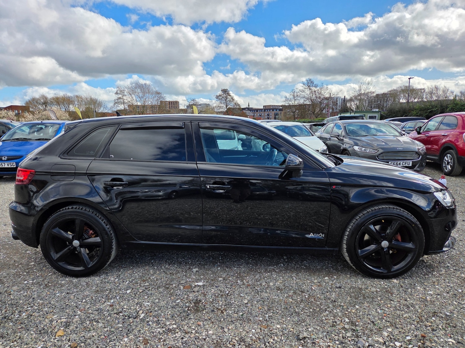 Used Audi A3 2016 for sale - 77822525: Photo 2