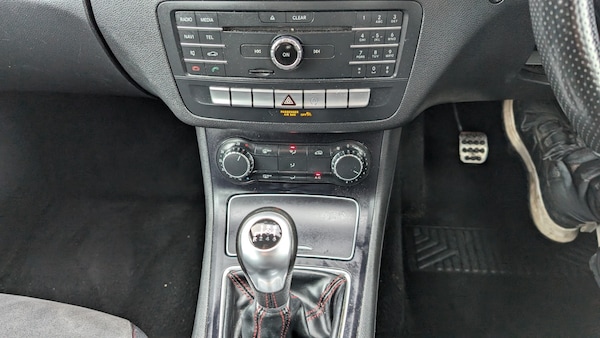 Used Mercedes-Benz B-Class 2015 for sale - 72877413: Photo 16