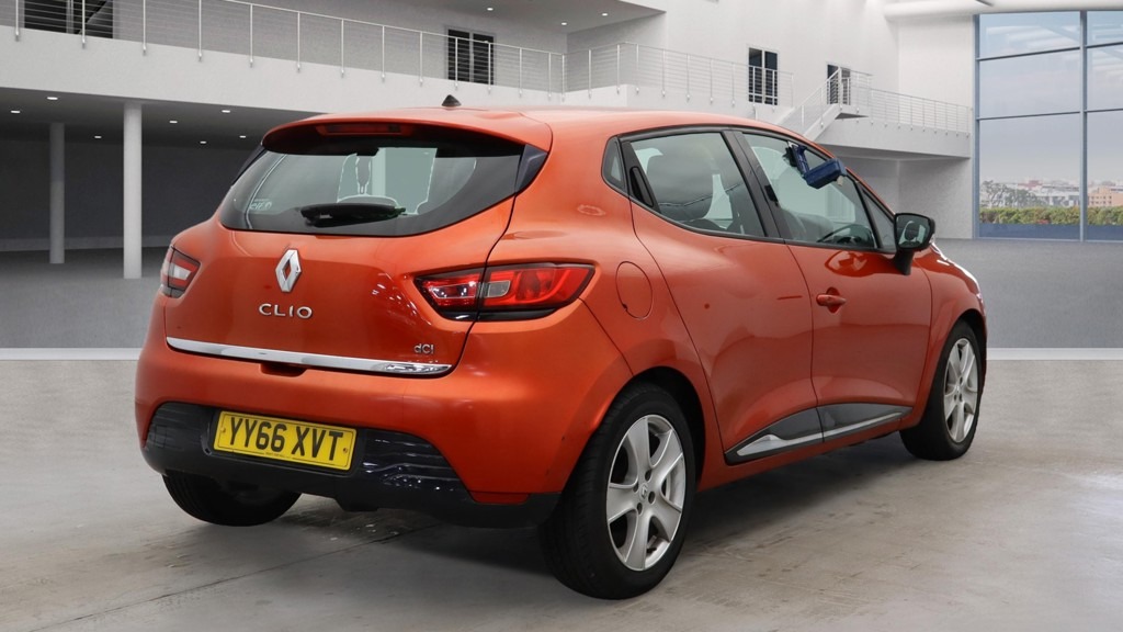 Used Renault Clio 2016 for sale - 76393908: Photo 4