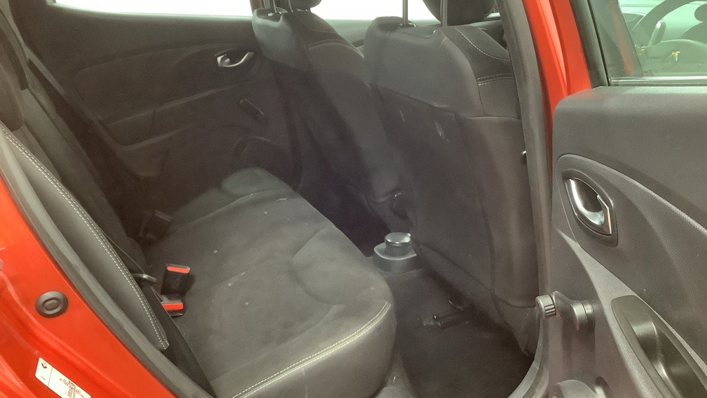 Used Renault Clio 2016 for sale - 76393908: Photo 8