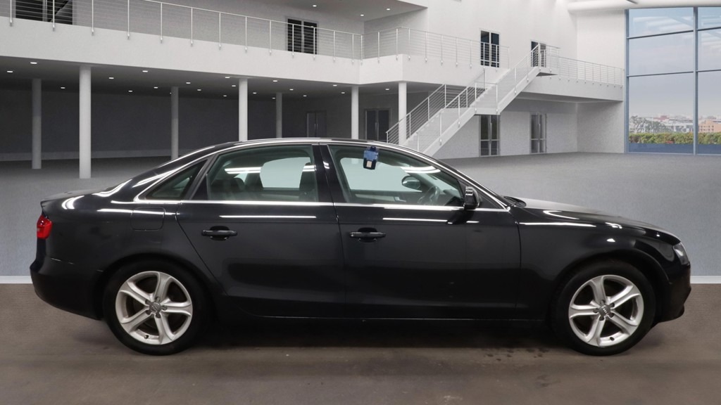 Used Audi A4 2013 for sale - 77504383: Photo 4