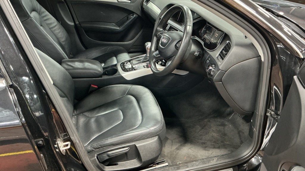 Used Audi A4 2013 for sale - 77504383: Photo 8