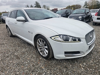 Used Jaguar XF 2013 for sale - 76430447: Photo