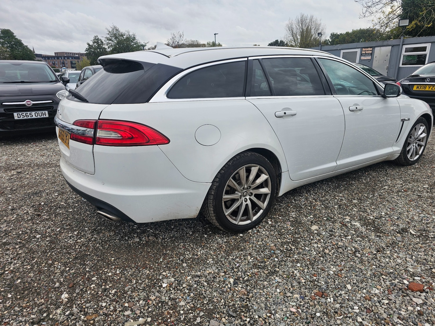 Used Jaguar XF 2013 for sale - 76430447: Photo 4