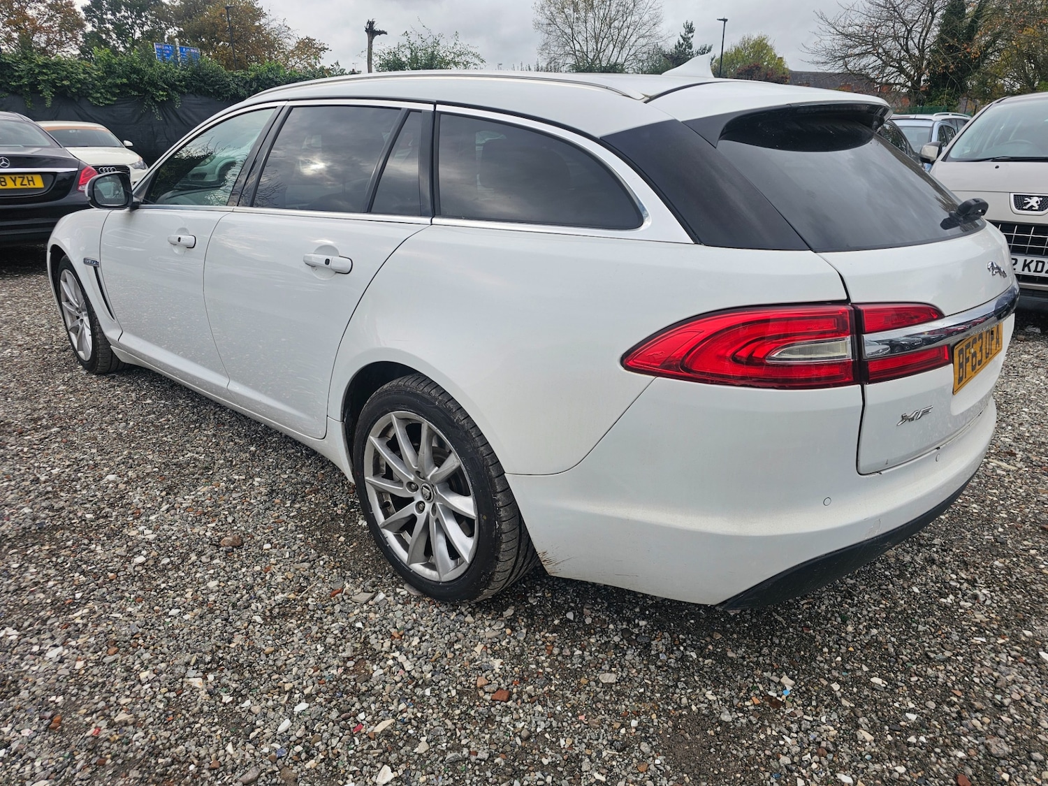 Used Jaguar XF 2013 for sale - 76430447: Photo 5